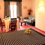 Hotel Kornilios Istron 4*